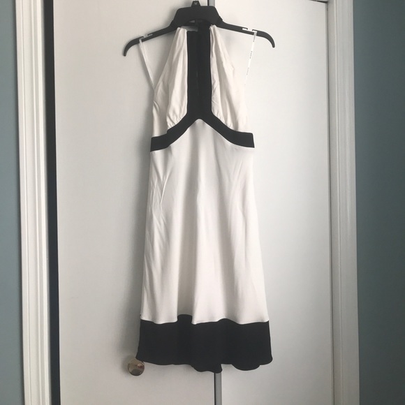 Bebe Halter Dress - Picture 3 of 7